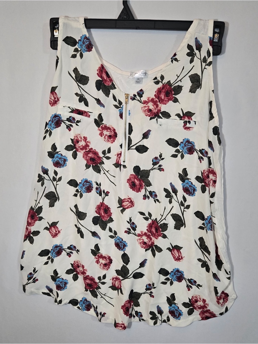 J for Justify Cream Floral Zip-Front Camisole with Pink & Blue Roses